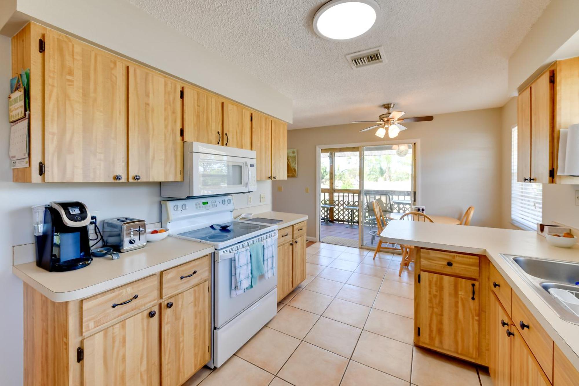 Coastal Oasis With Shared Pool, 2 Mi To Beach! Englewood Eksteriør billede
